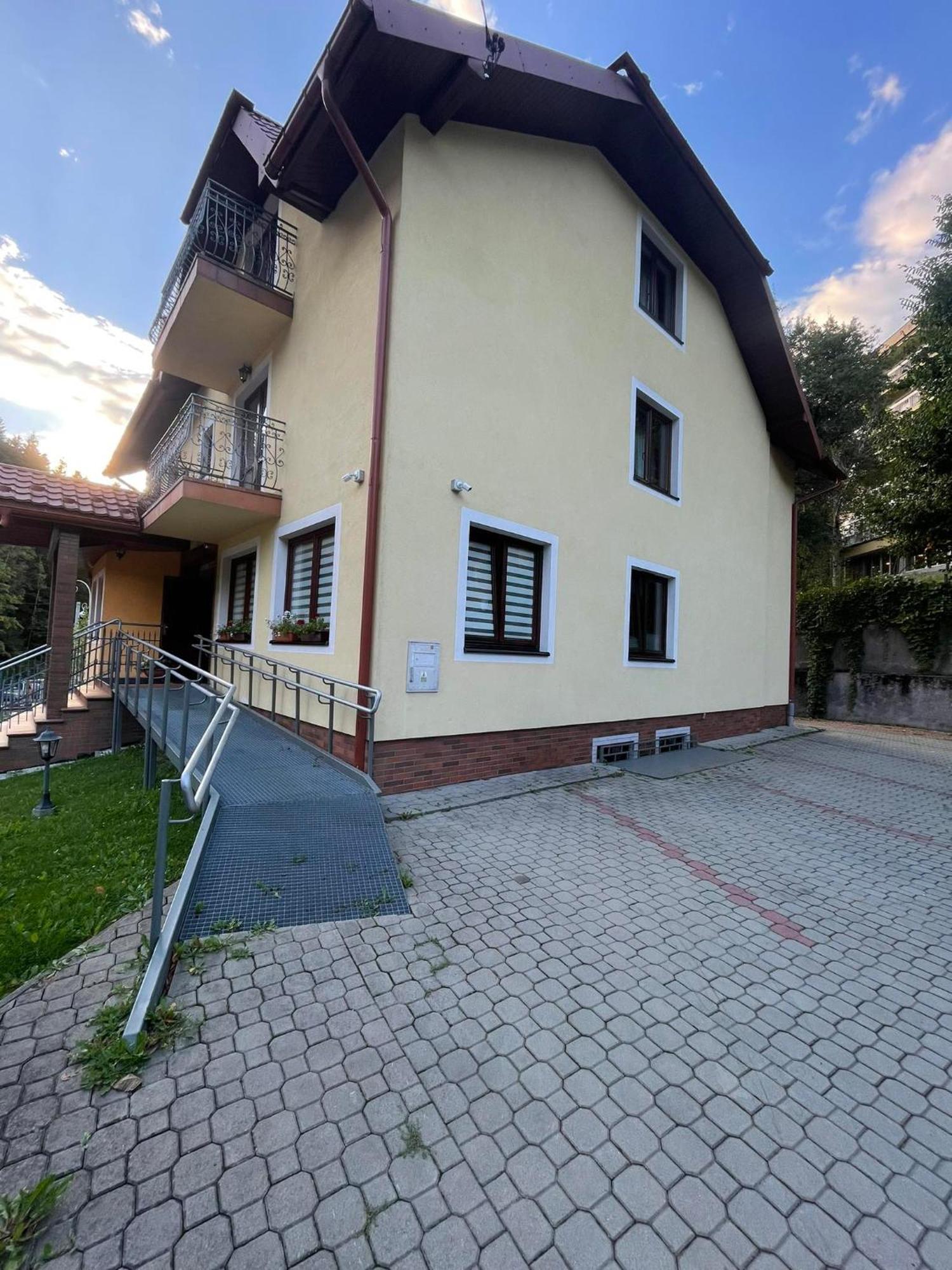 Pensjonat Szach Krynica Zdroj Ngoại thất bức ảnh