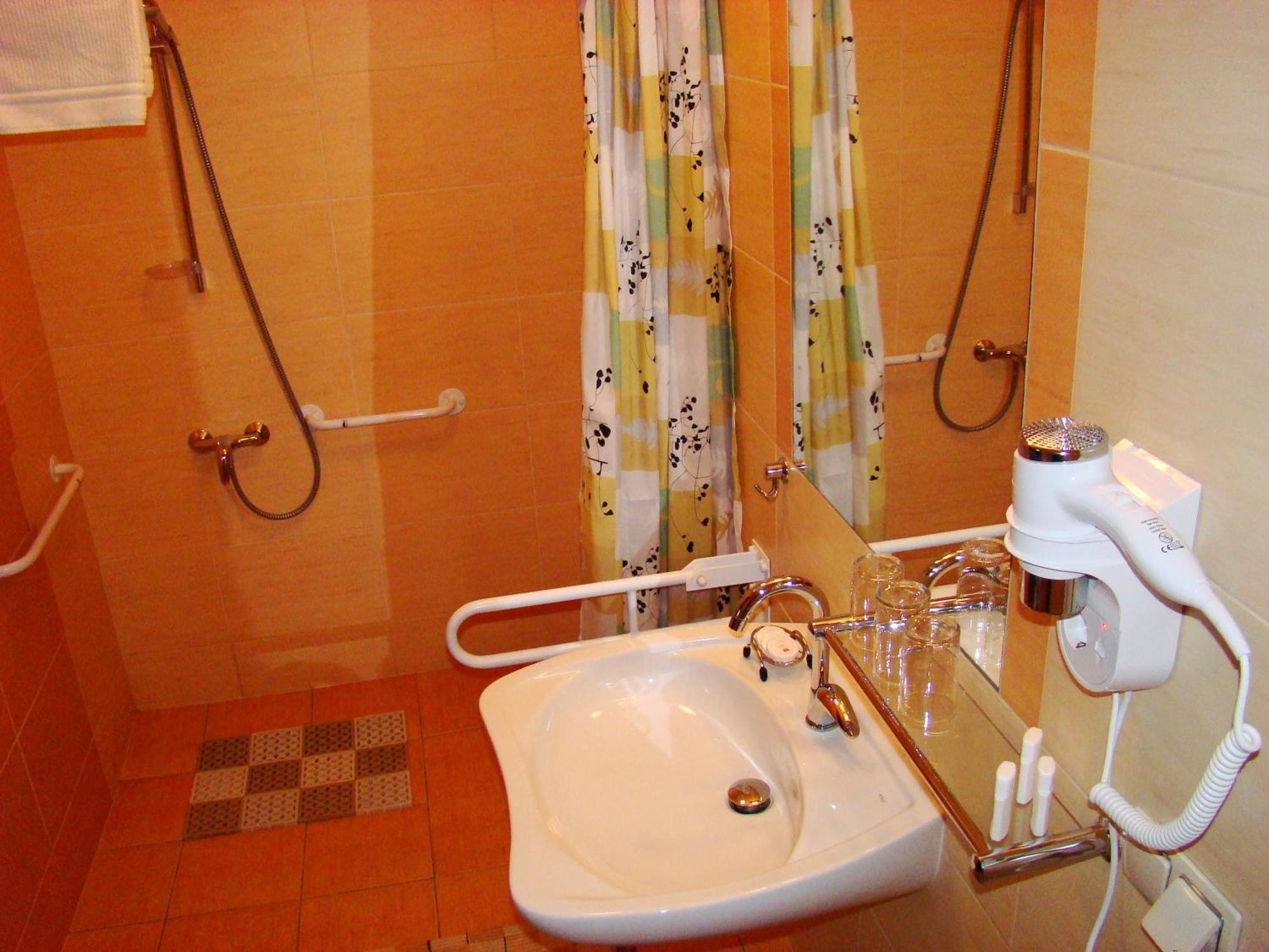 Pensjonat Szach Krynica Zdroj Phòng bức ảnh